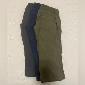 Mountain Hardwear Women's Dynama Capri Pants (SET OF 3) BUNDLE